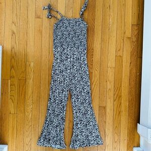 art class Black & White Floral Jumpsuit w Ruffle Hem